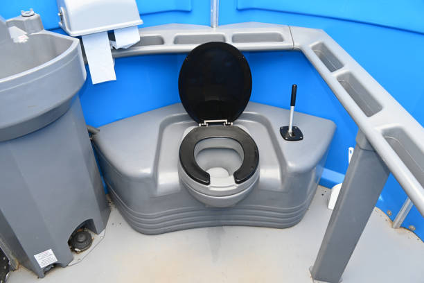 Best Portable restroom trailer rental  in Granite Falls, NC