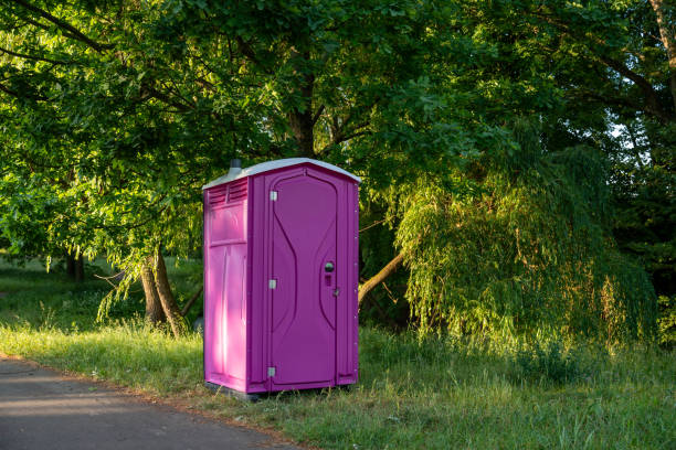 Best Luxury portable toilet rental  in Granite Falls, NC